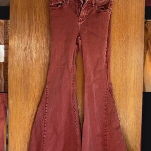 Shyanne Women’s Flare Jeans, Size 25 Short, Rust Red